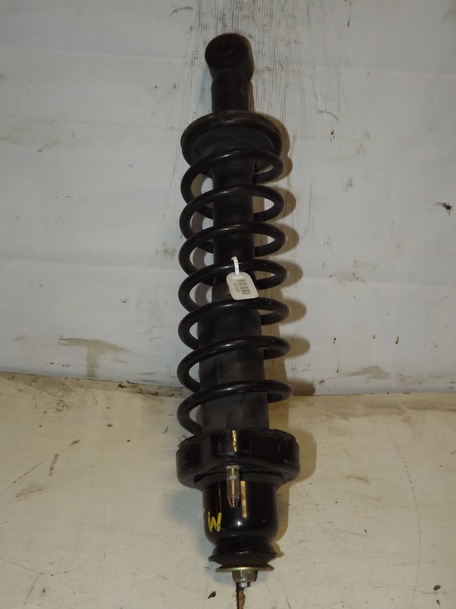 Стойка подвески MITSUBISHI LANCER CS5W Зад (Контрактный) 35023554