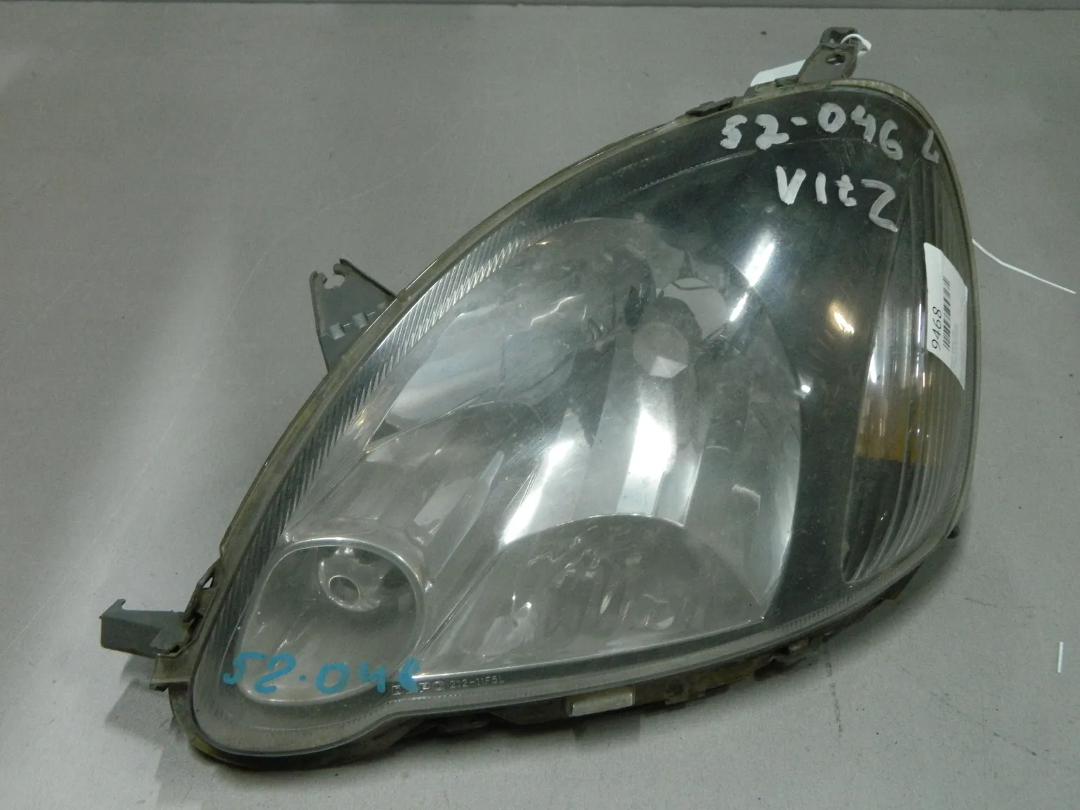 Фара TOYOTA VITZ SCP10 Перед Лев 52046 (Контрактный) 03344569