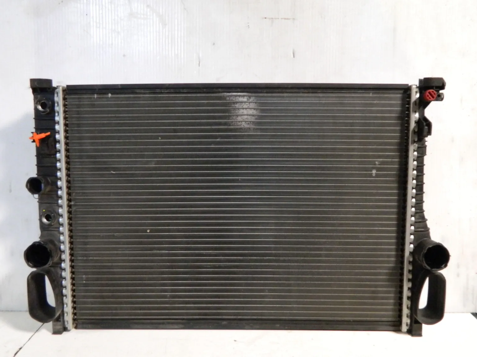 Радиатор ДВС MERCEDES-BENZ E-CLASS W211 (Контрактный) 65243373