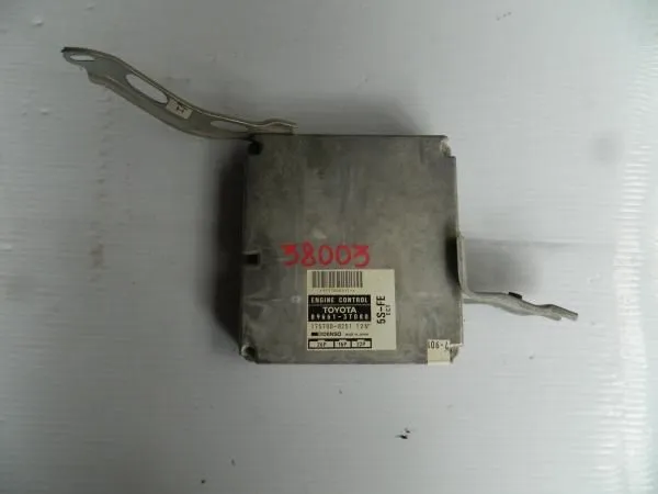 Блок управления ДВС TOYOTA CAMRY V20 (Б/У) 79590316 896613T080