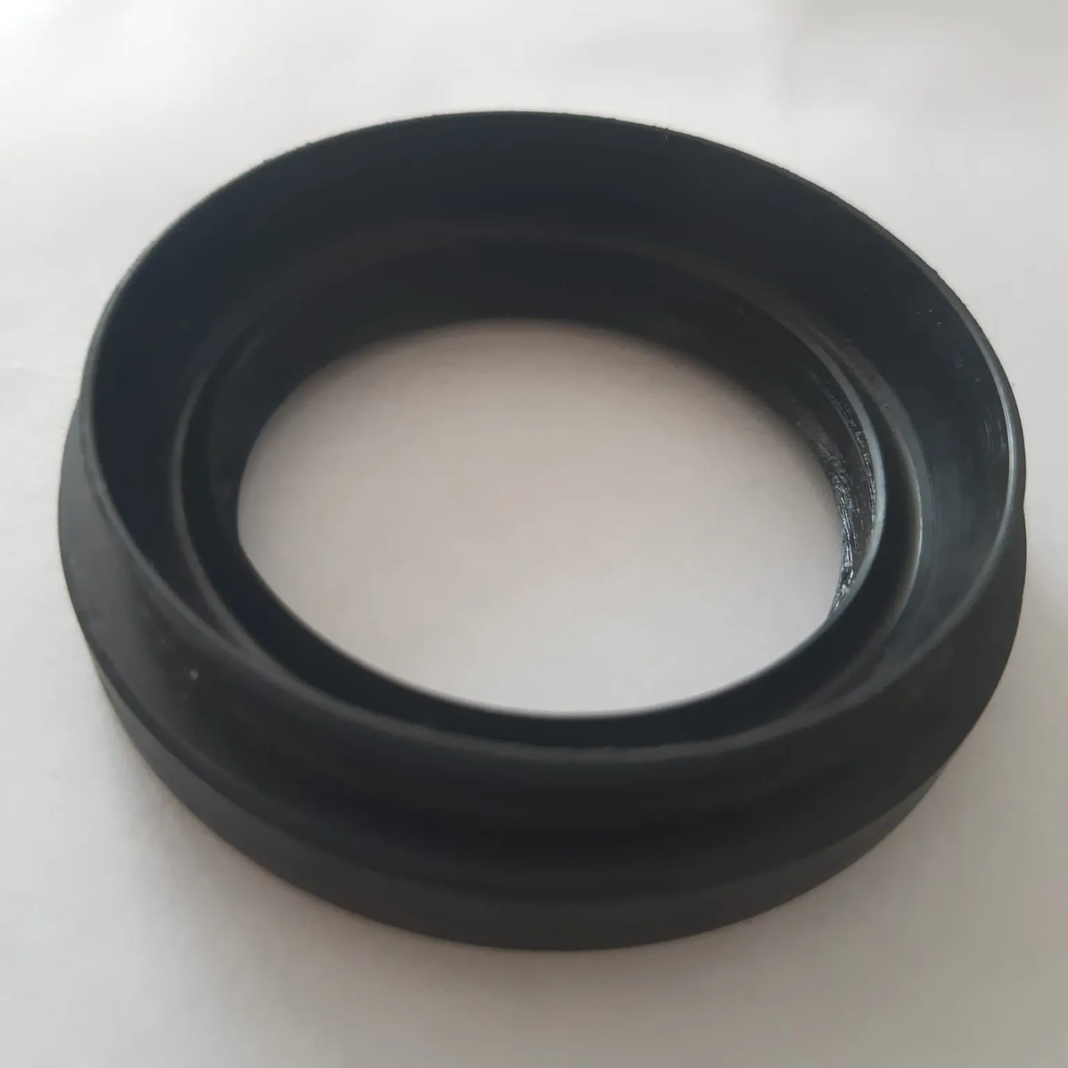 Сальник GENERAL PARTS 1351001B00 NISSAN Micra 38x54,7x7