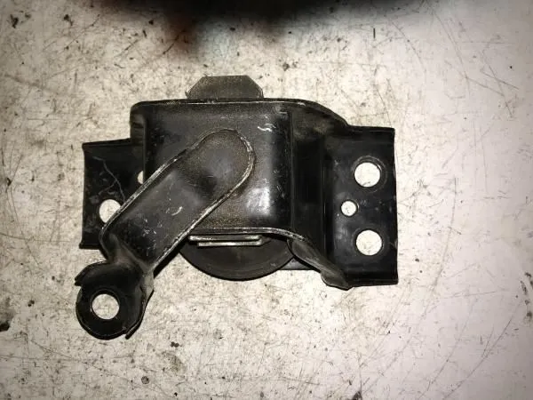 Подушка двигателя NISSAN AD VY12 HR15 (Контрактный) 11210ED001