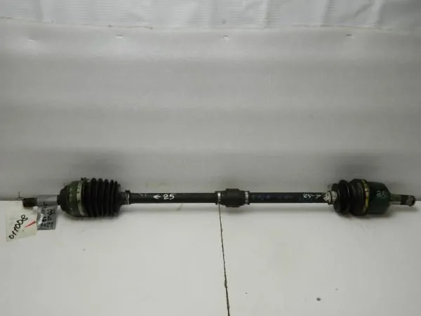 Привод MITSUBISHI GALANT E53A 6A11 Перед Лев (Контрактный) 011008