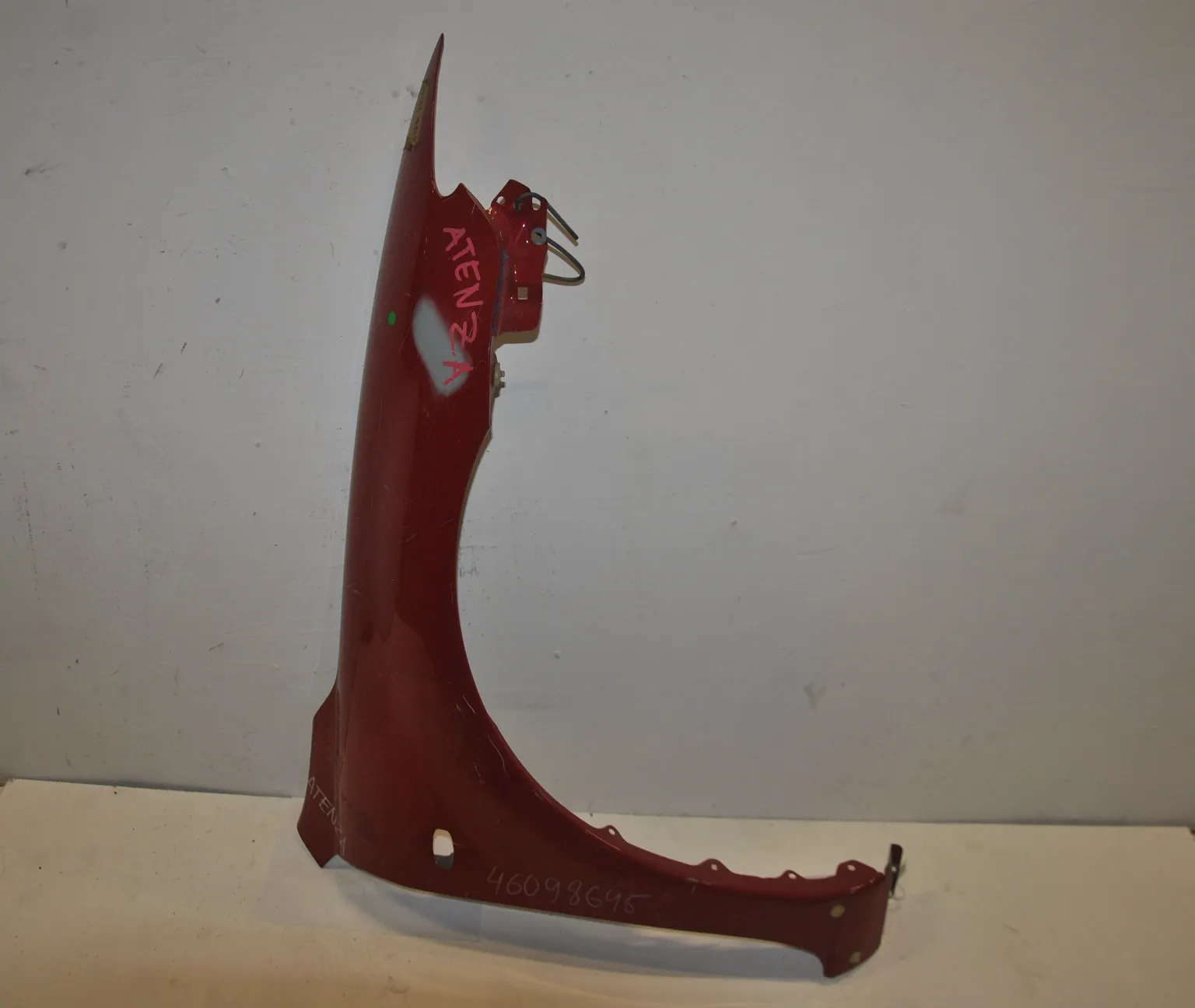 Крыло MAZDA ATENZA GG3P Перед Прав (Контрактный) 46098645