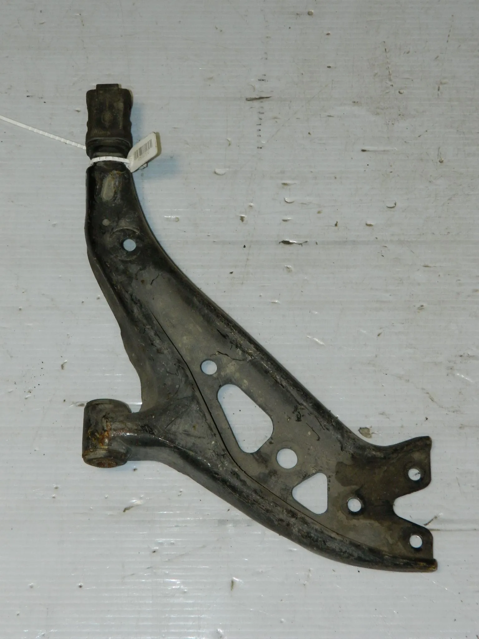 Рычаг подвески TOYOTA STARLET EP91 Перед Лев (Контрактный) 45992512