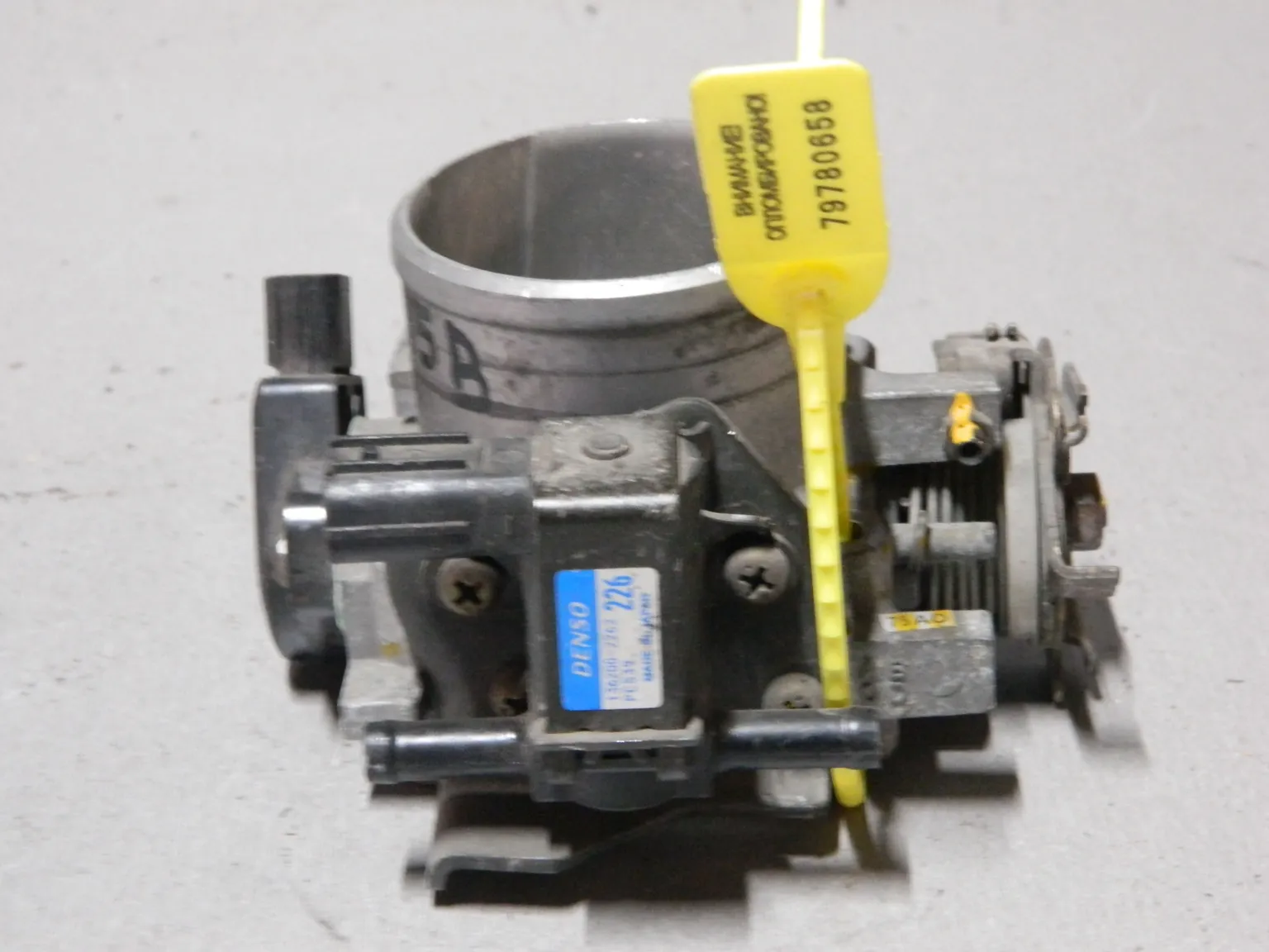 Дроссельная заслонка HONDA D15B (Контрактный) 79780658