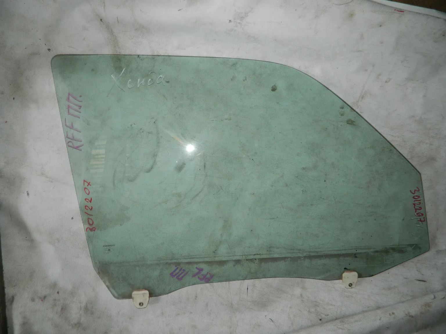 Стекло двери HONDA STEPWGN RF1 Перед. Прав (Контрактный) 3012207