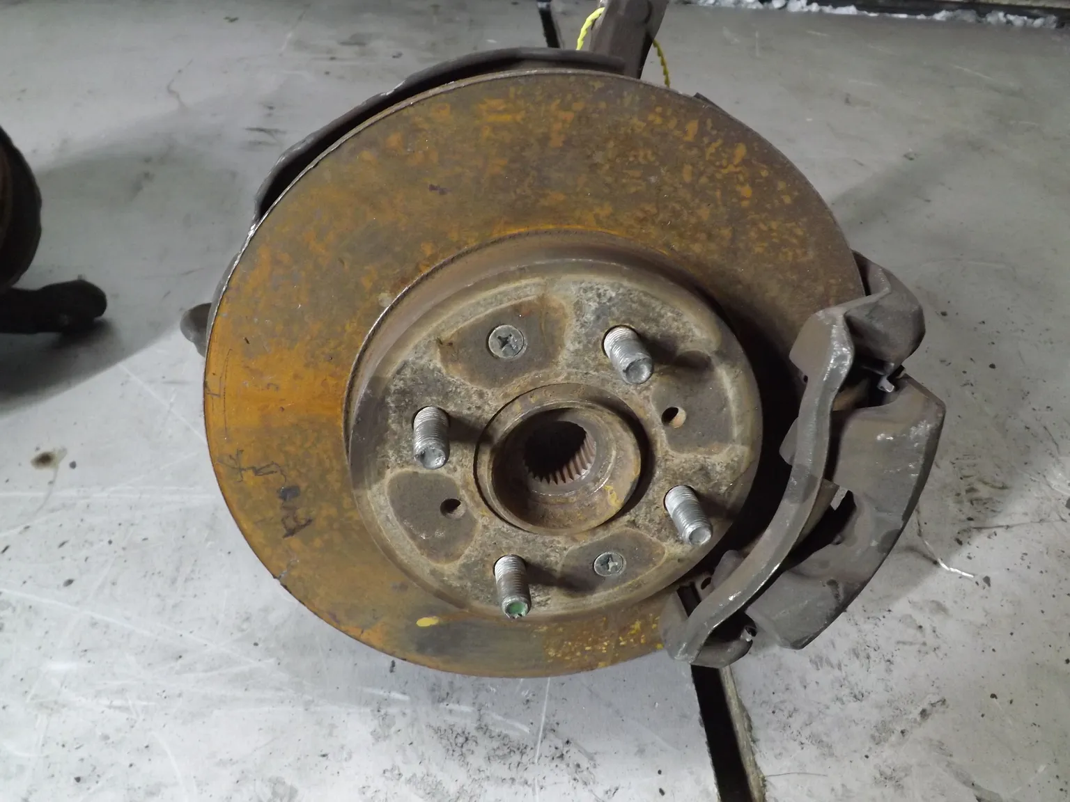 Ступица HONDA FREED GB3 Перед Прав (Контрaктный) 94603641