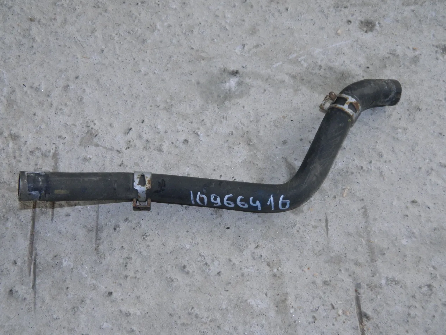 Патрубок печки MITSUBISHI OUTLANDER CW5W 4B12 (Контрактный) 10966416