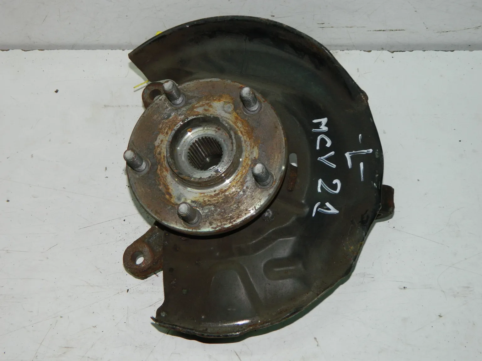 Ступица TOYOTA WINDOM MCV21 Перед Лев (Контрактный) 40940693