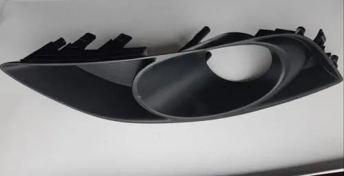 Накладка противотуманной фары TOYOTA 8148112070 TOYOTA  Auris