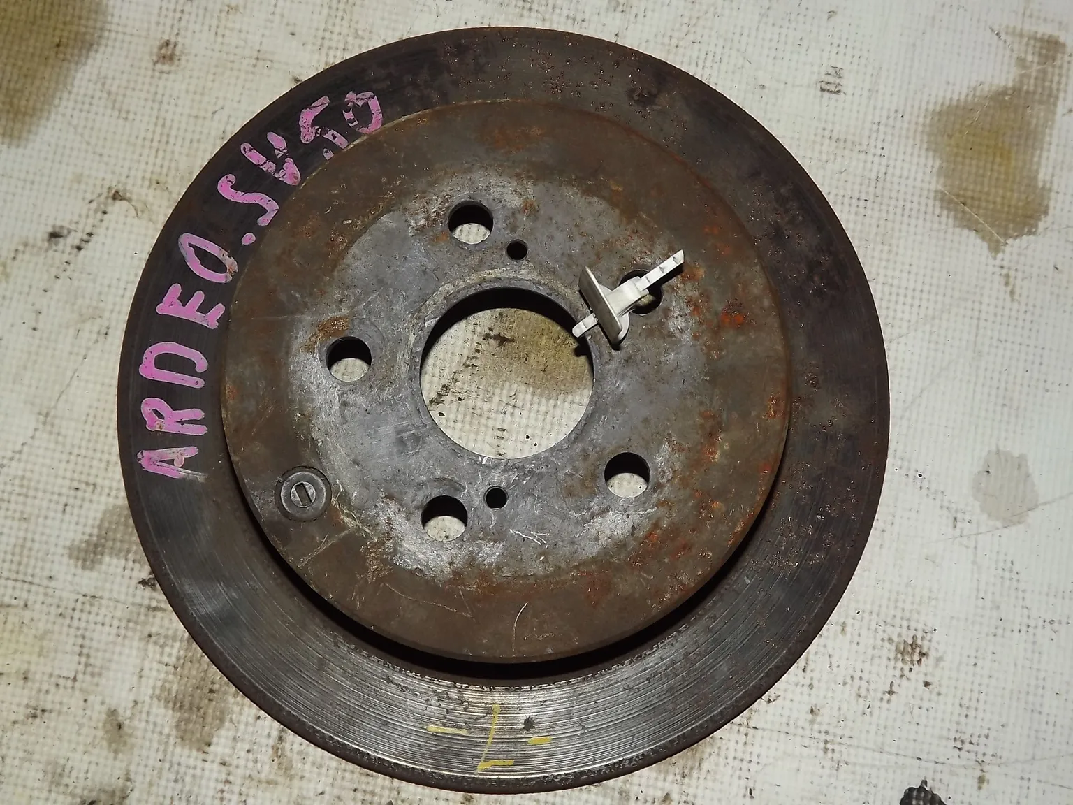 Диск тормозной TOYOTA VISTA SV50 Зад (Контрaктный) 35017411