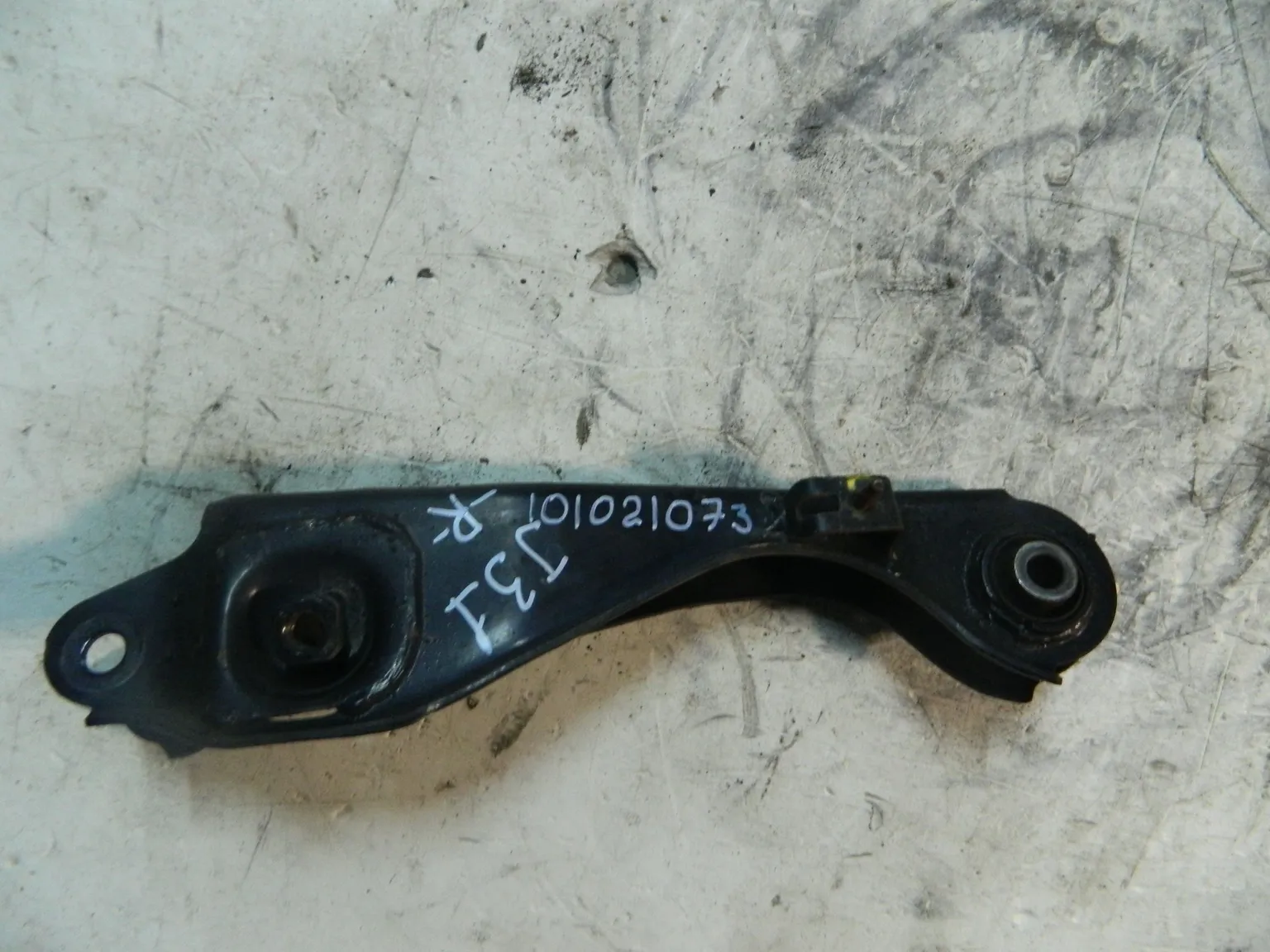Рычаг подвески NISSAN TEANA J31 Зад Прав (Контрактный) 101021073