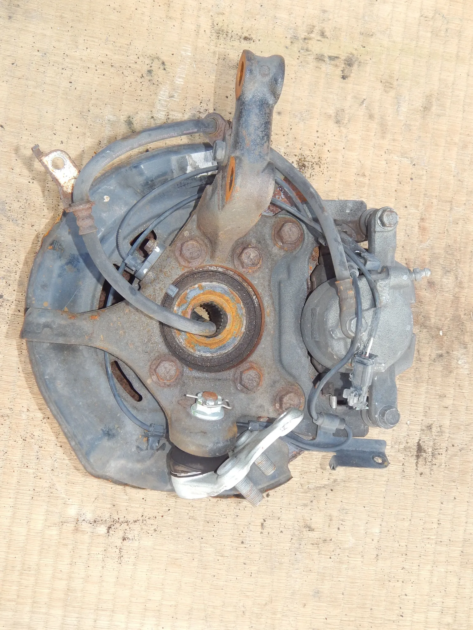 Ступица TOYOTA RAV4 ACA31 Перед Лев (Контрактный) 29011801