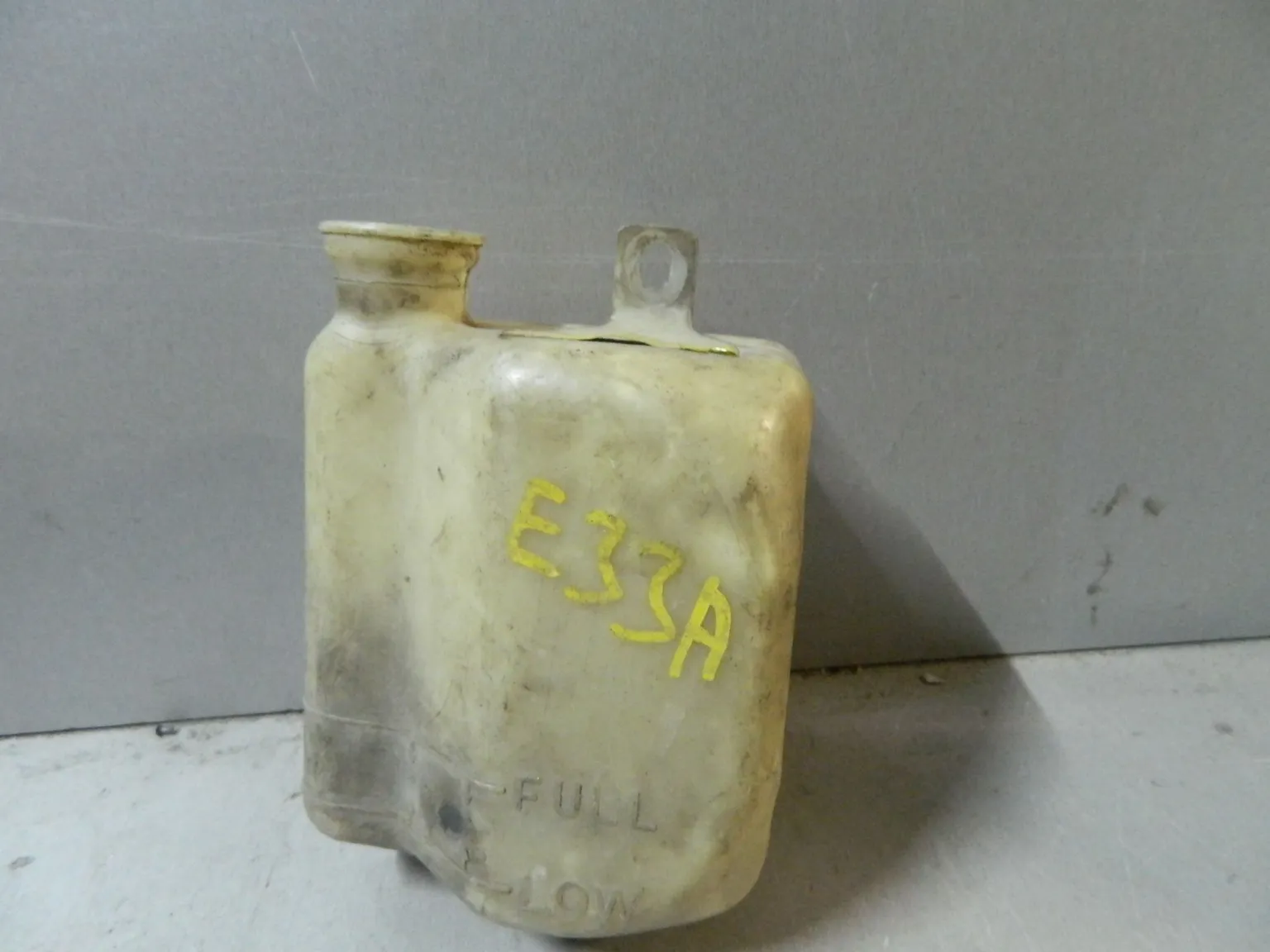 Бачок расширительный MITSUBISHI GALANT E33A (Контрактный) 79591834