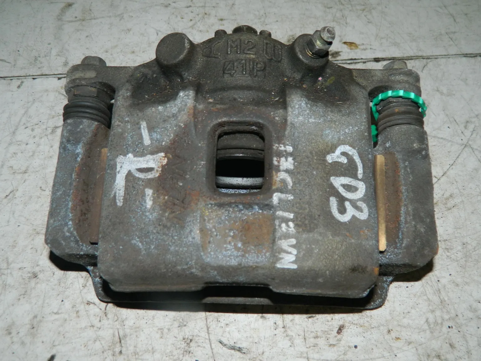 Суппорт HONDA FIT GD3 Перед Прав (Контрактный) 81540694