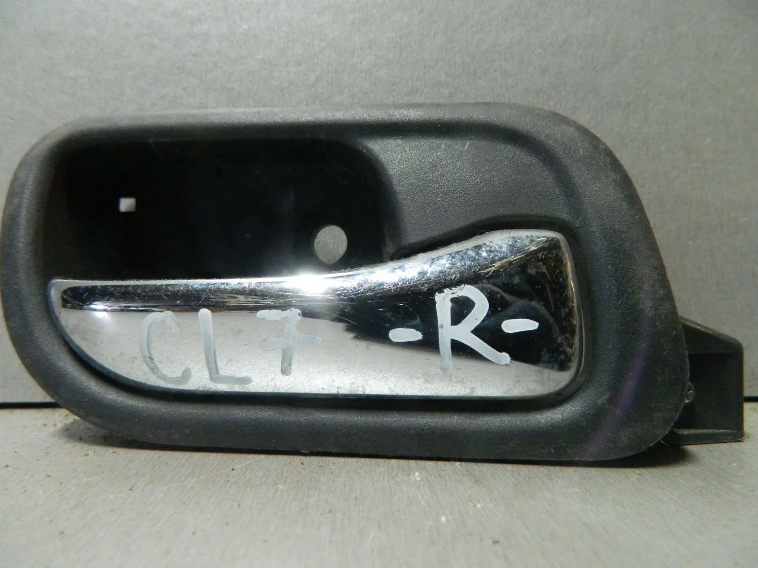 Ручка двери внутренняя NISSAN ACCORD CL7 Прав (Контрактный) 81528006