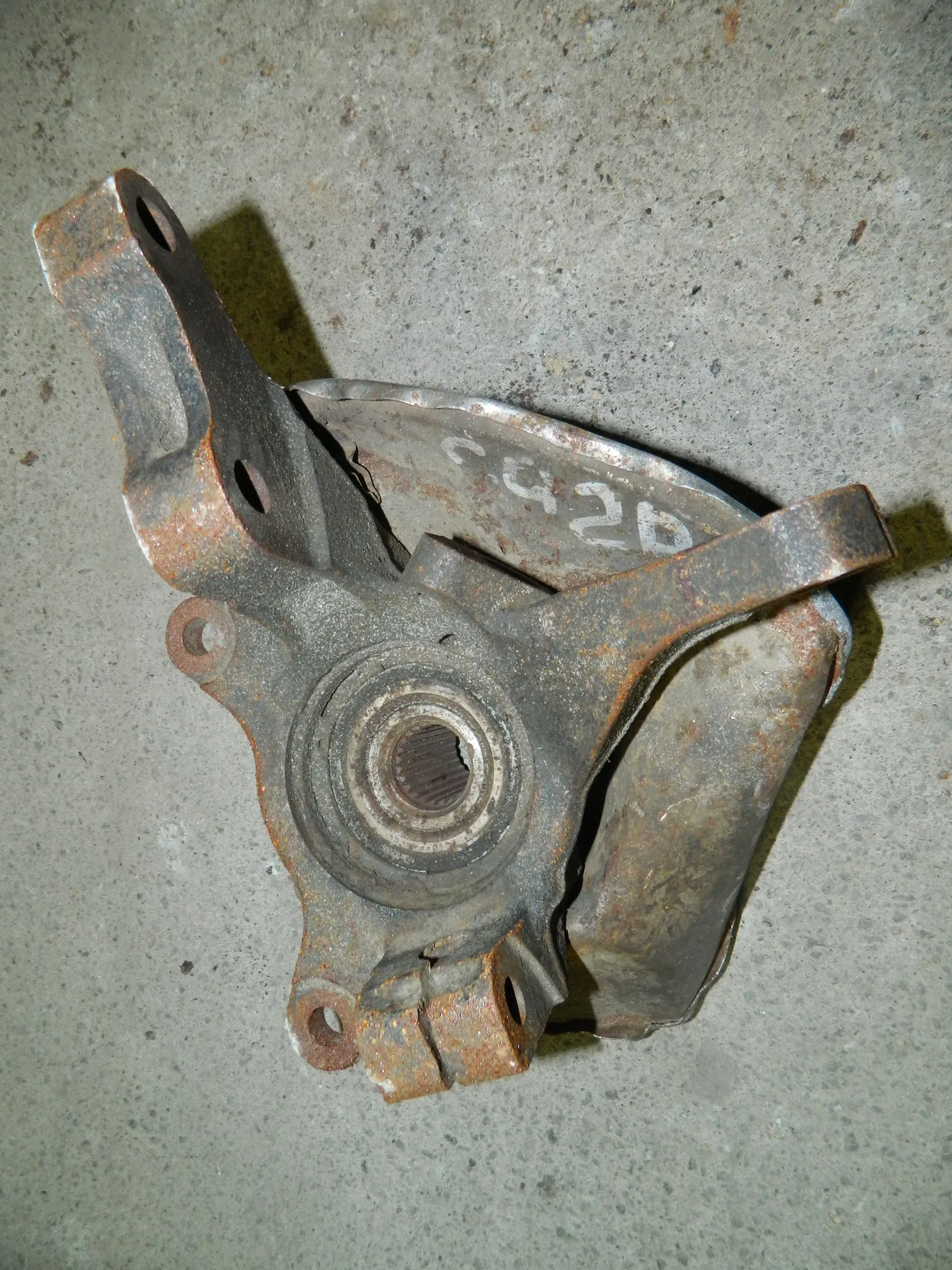 Ступица MITSUBISHI DINGO CQ2A Перед Прав (Контрактный) 79591214