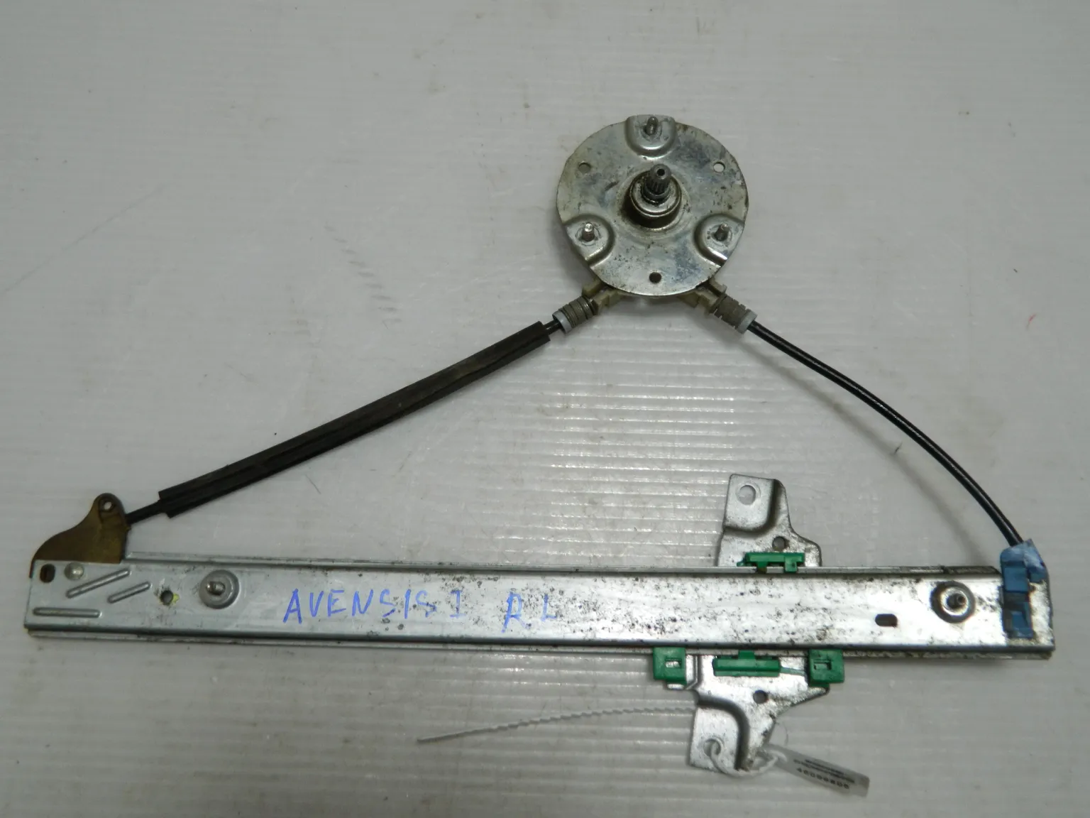 Стеклоподъемник TOYOTA AVENSIS T220 Зад Лев 46098806 Б/У