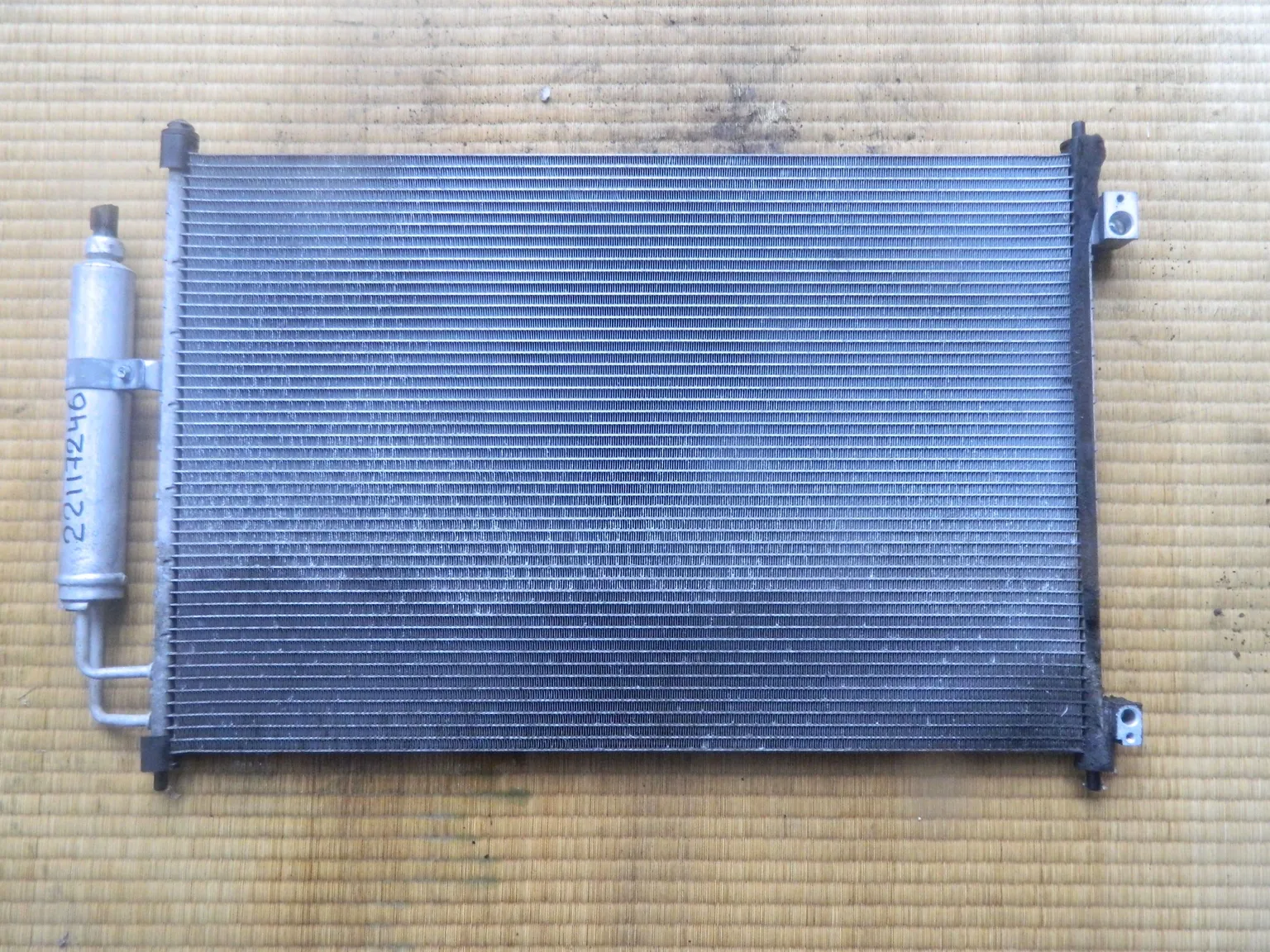 Радиатор кондиционера NISSAN X-TRAIL T31 (Контрактный) 22117246