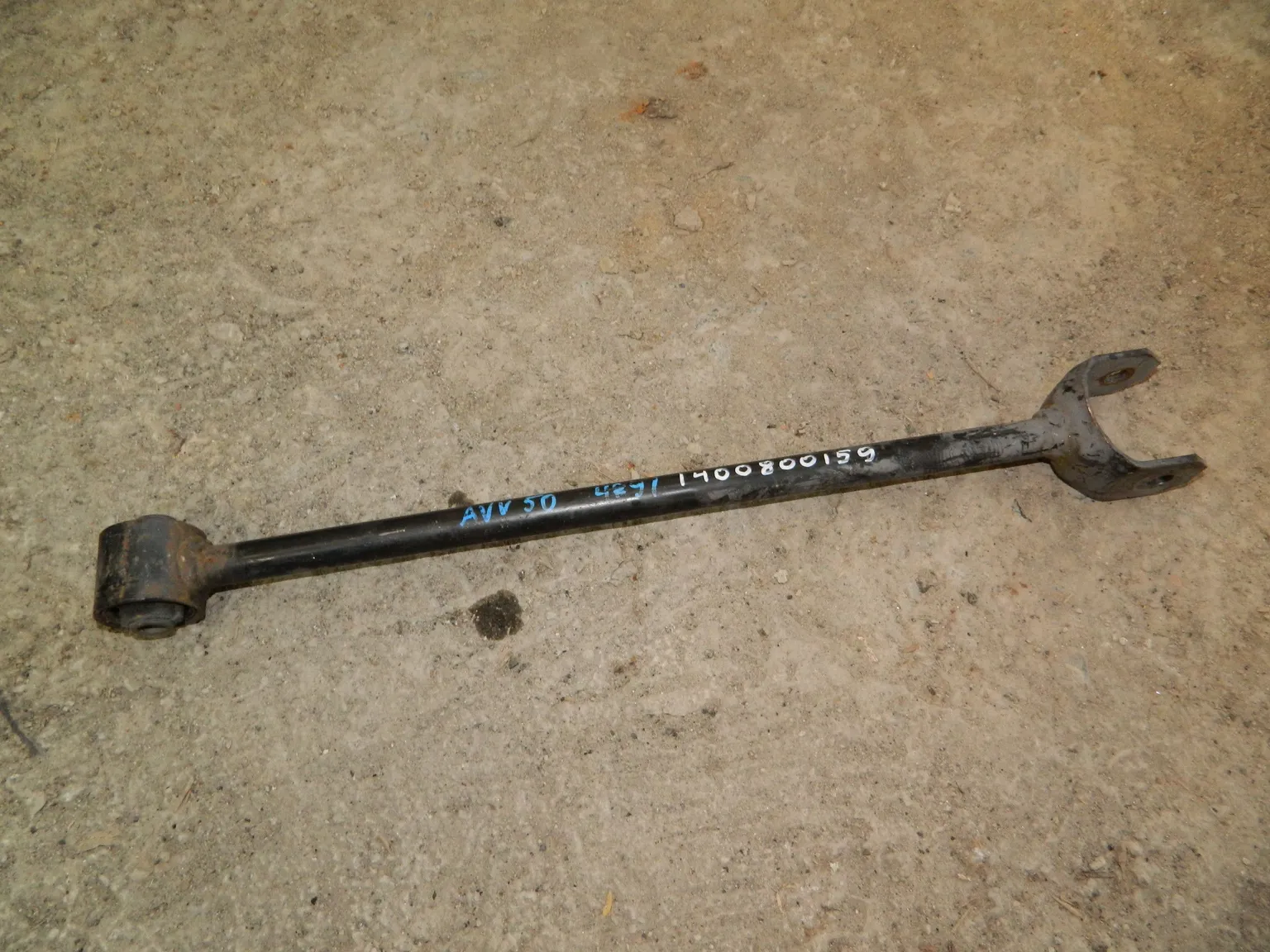 Тяга подвески TOYOTA CAMRY AVV50 Зад (Контрактный) 1400800159