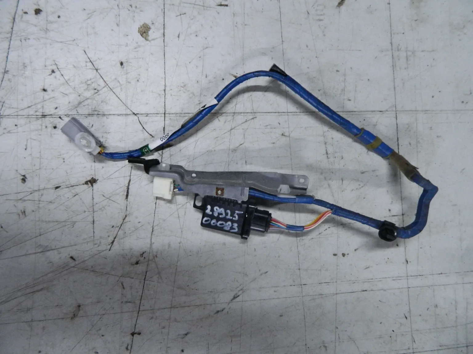 Блок управления центральным замком TOYOTA CAMRY ACV40 Перед Лев (Контрактный) 2892500083