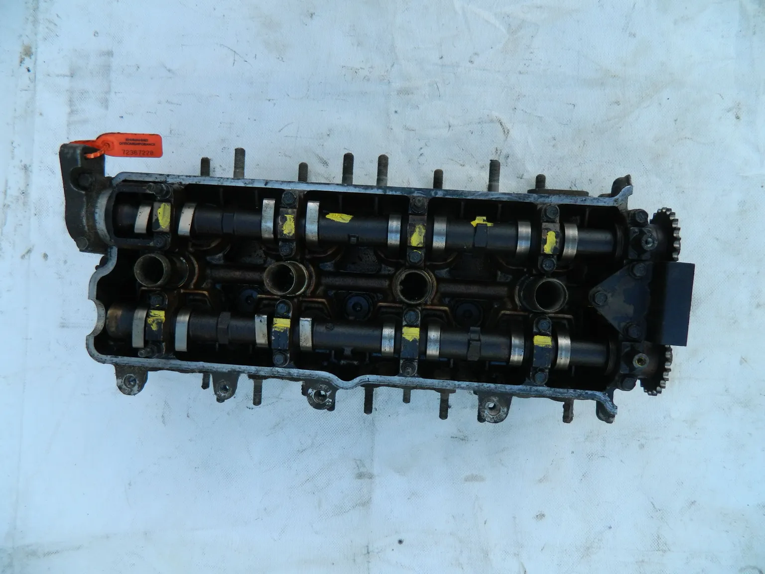 Головка блока цилиндров SUZUKI J20A (Б/У) 72367228