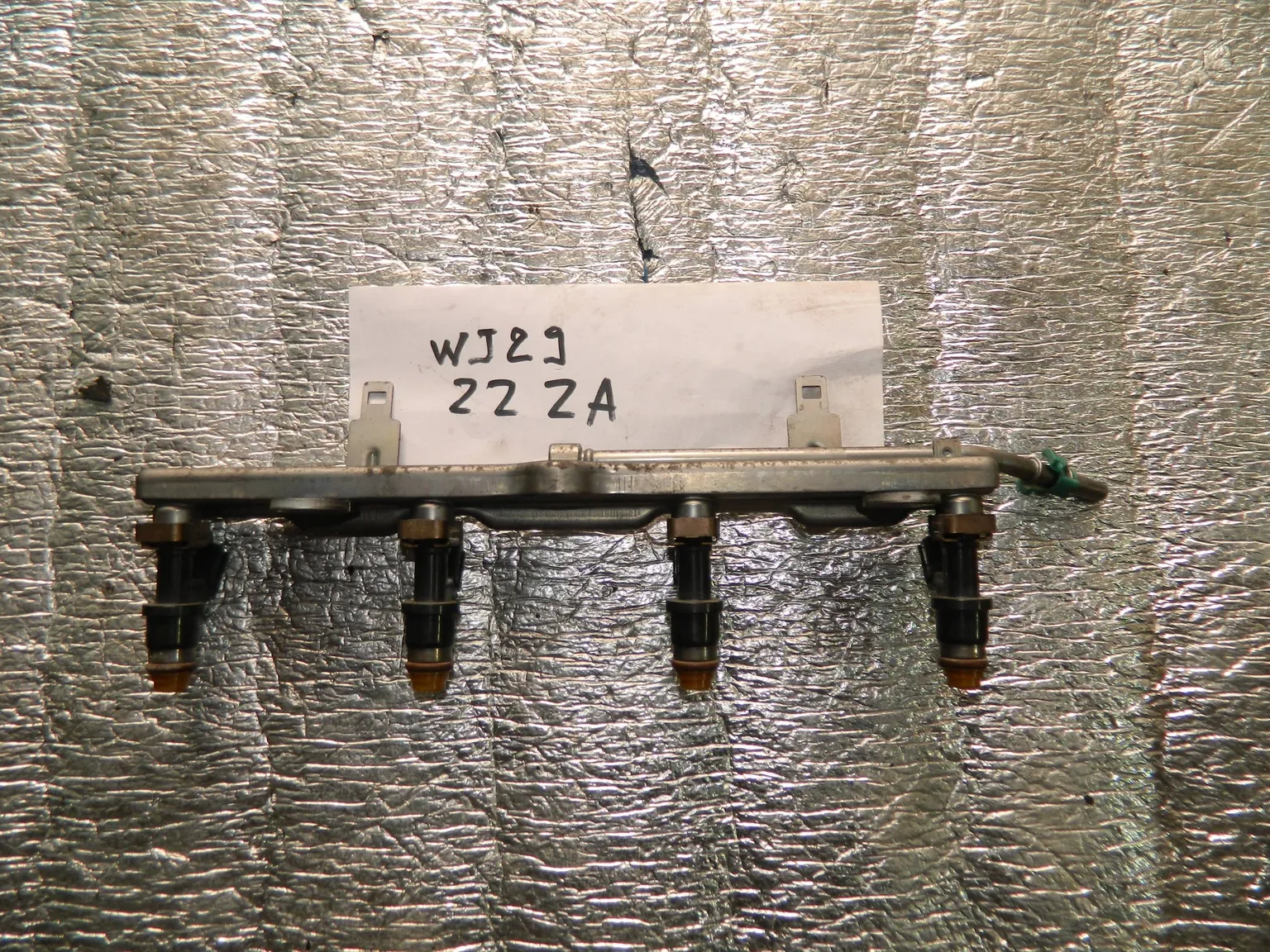 Рампа топливная с форсунками HONDA ACCORD CU2 (Контрактный) 20474604