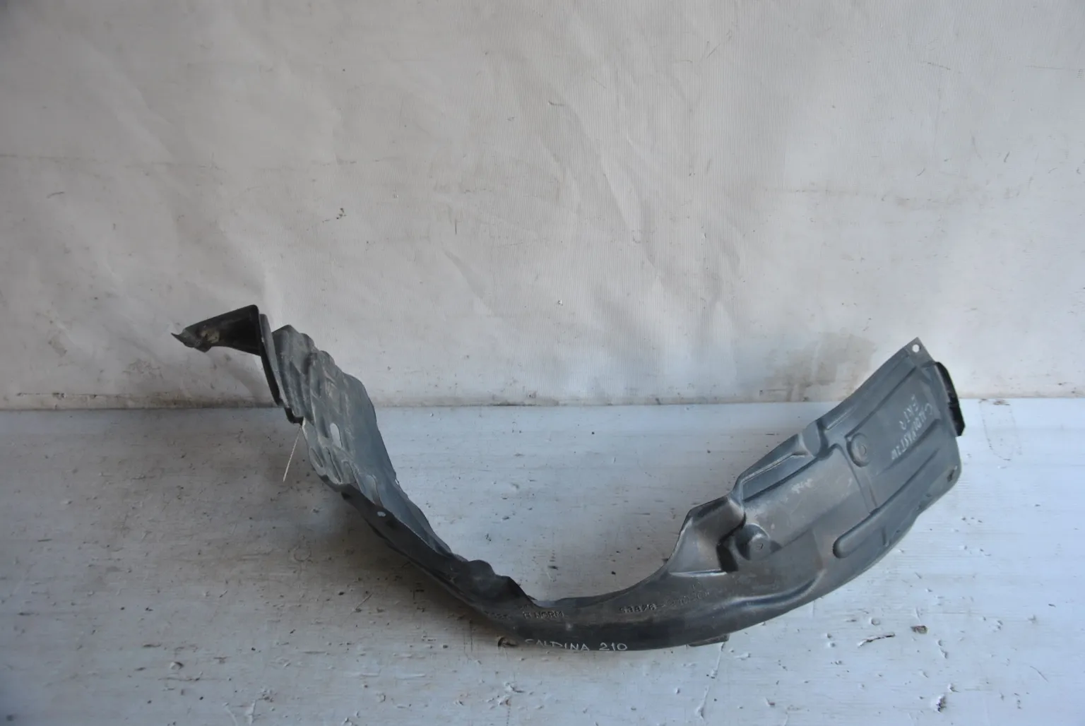 Подкрылок TOYOTA CALDINA AT211 Лев Перед (Контрактный) 45984328