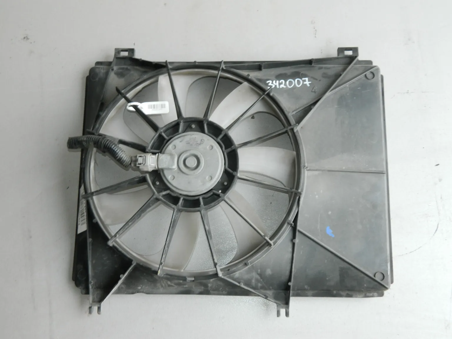 Диффузор радиатора SUZUKI SWIFT ZC72S, ZD72S K12B (Контрактный) 45993411