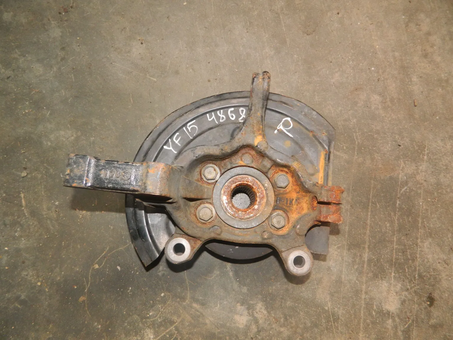 Ступица NISSAN JUKE YF15 Перед Прав (Контрактный) 1005090919