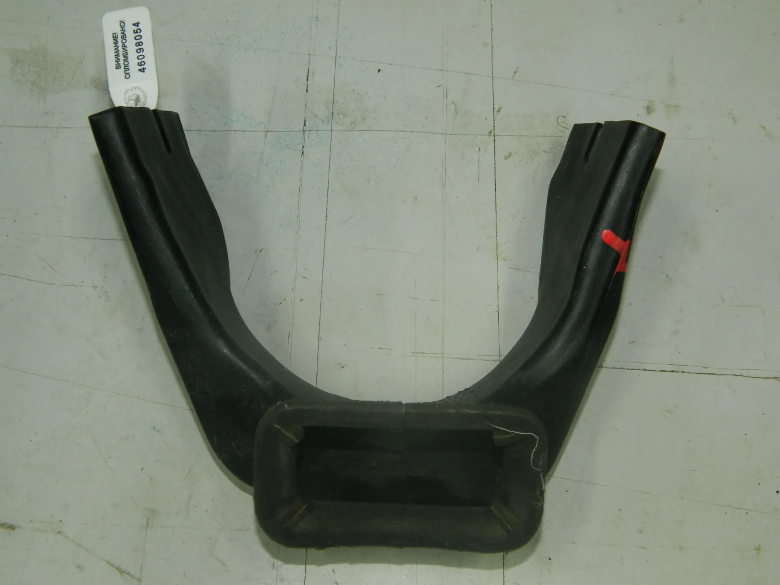 Воздуховод отопителя KIA RIO QB G4FA (Б/У) 46098054