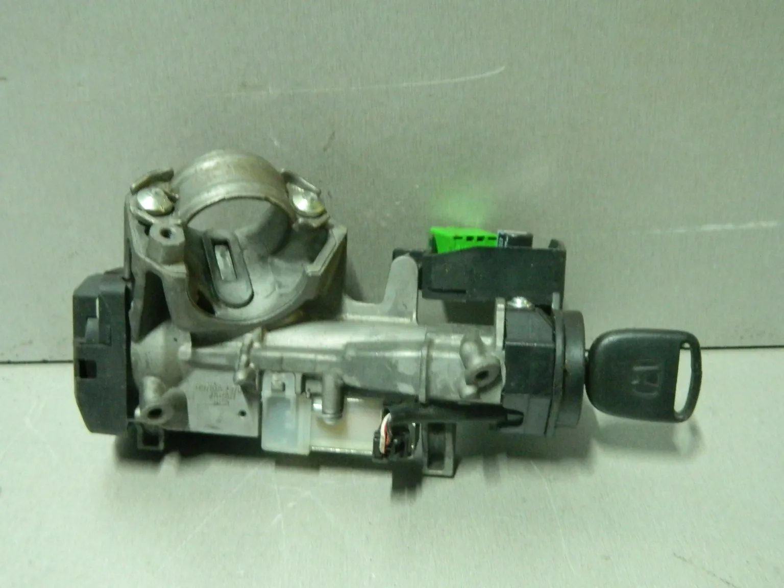 Замок зажигания HONDA STEPWGN RG1 (Контрактный) 81532305