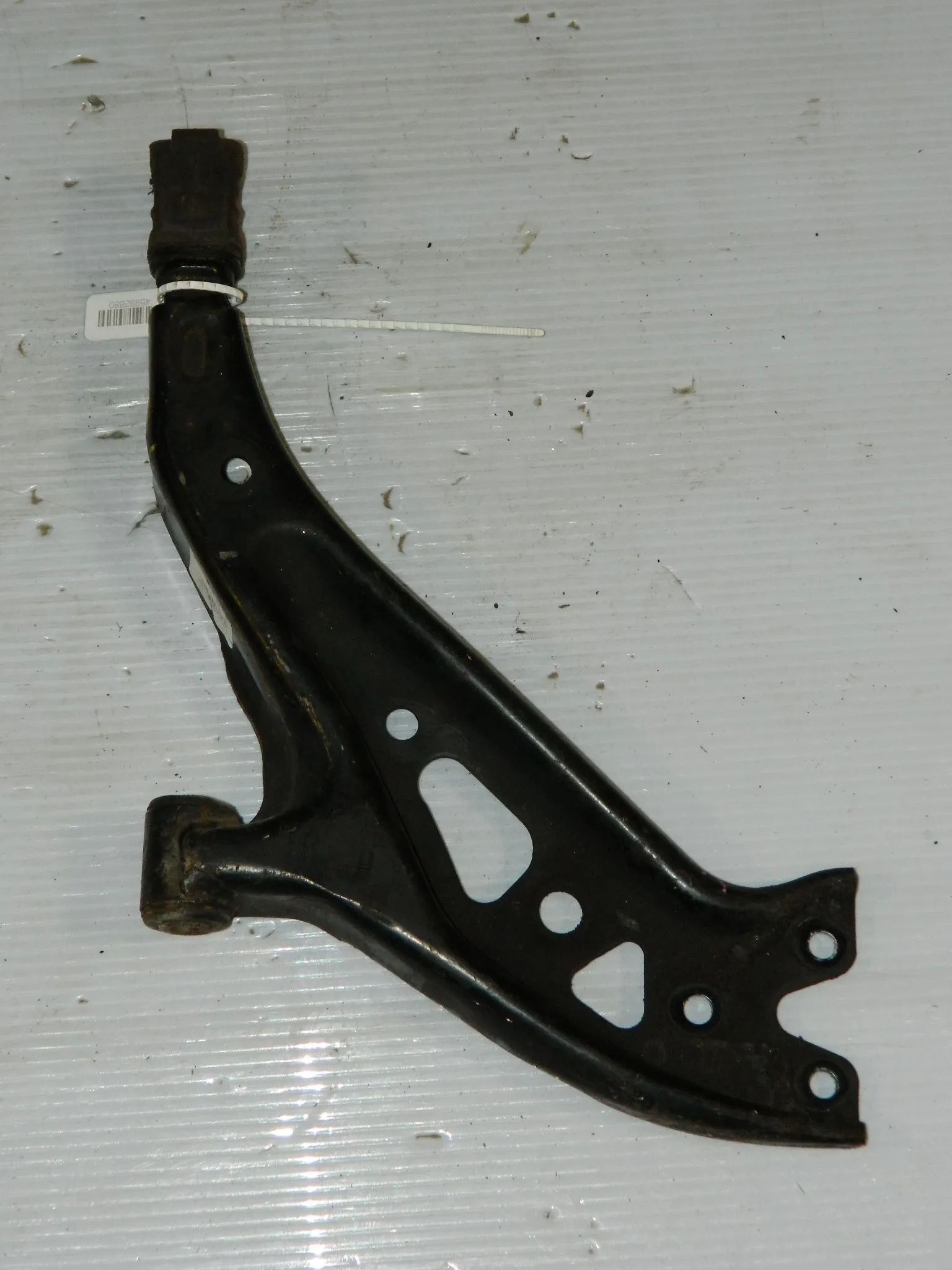 Рычаг подвески TOYOTA STARLET EP91 Перед Лев (Контрактный) 45992880