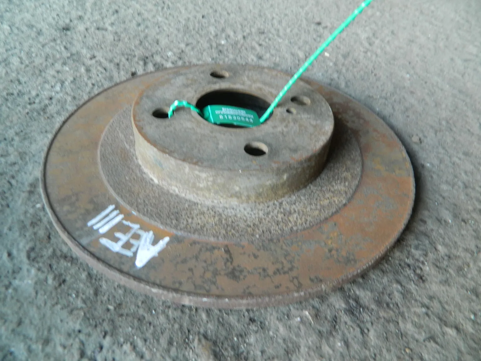 Диск тормозной TOYOTA COROLLA AE111 Зад (Контрактный) 81530544