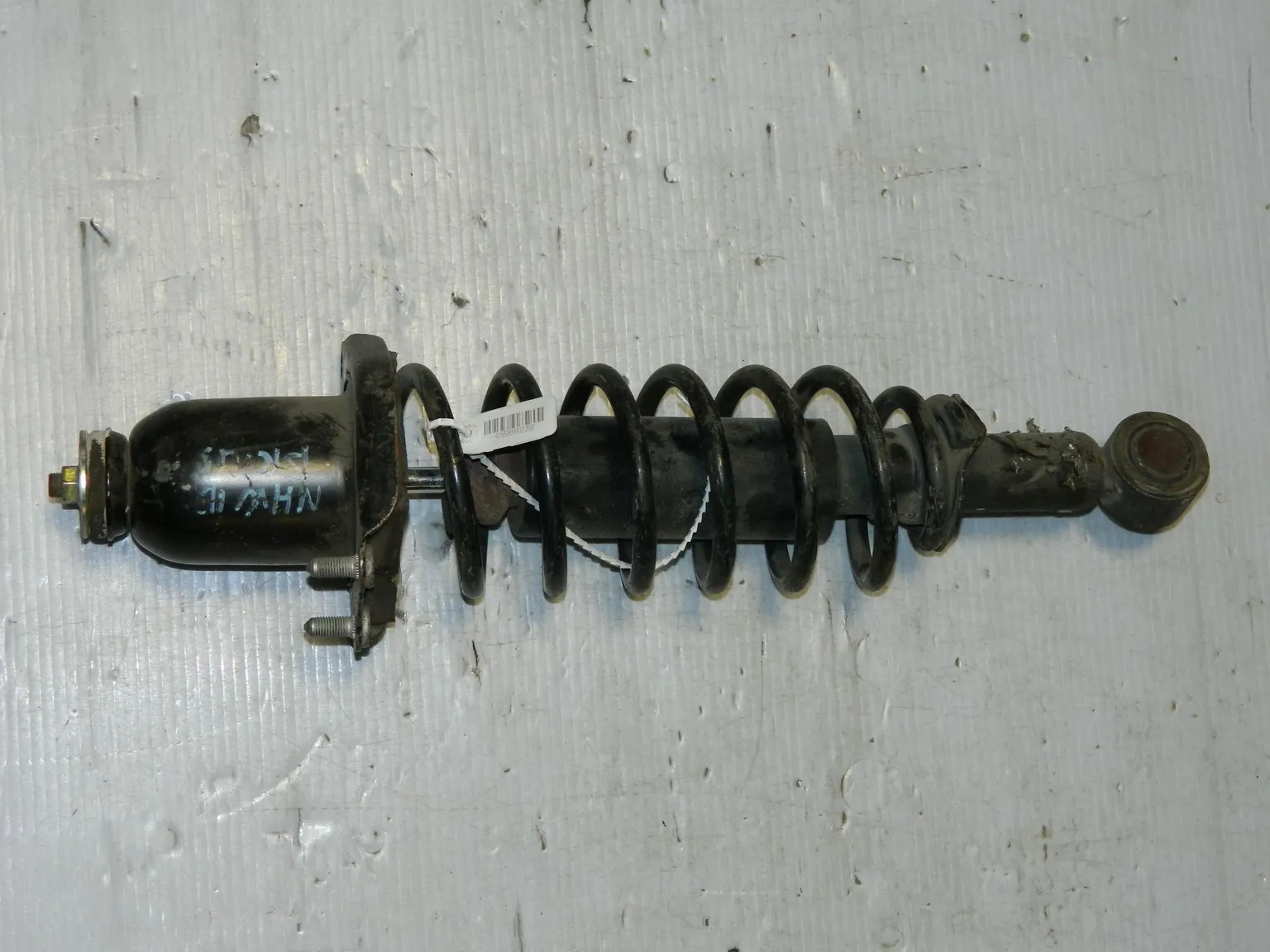 Стойка подвески TOYOTA PRIUS NHW10 Зад (Контрактный) 45989239