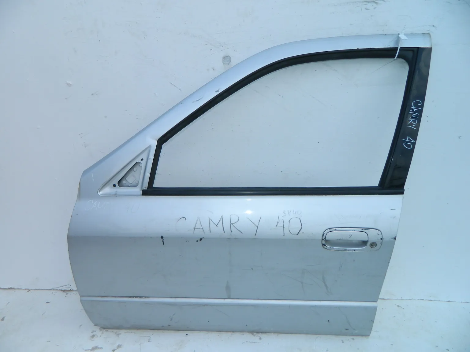 Дверь TOYOTA CAMRY SV40 Перед Лев (Контрактный) 46098015