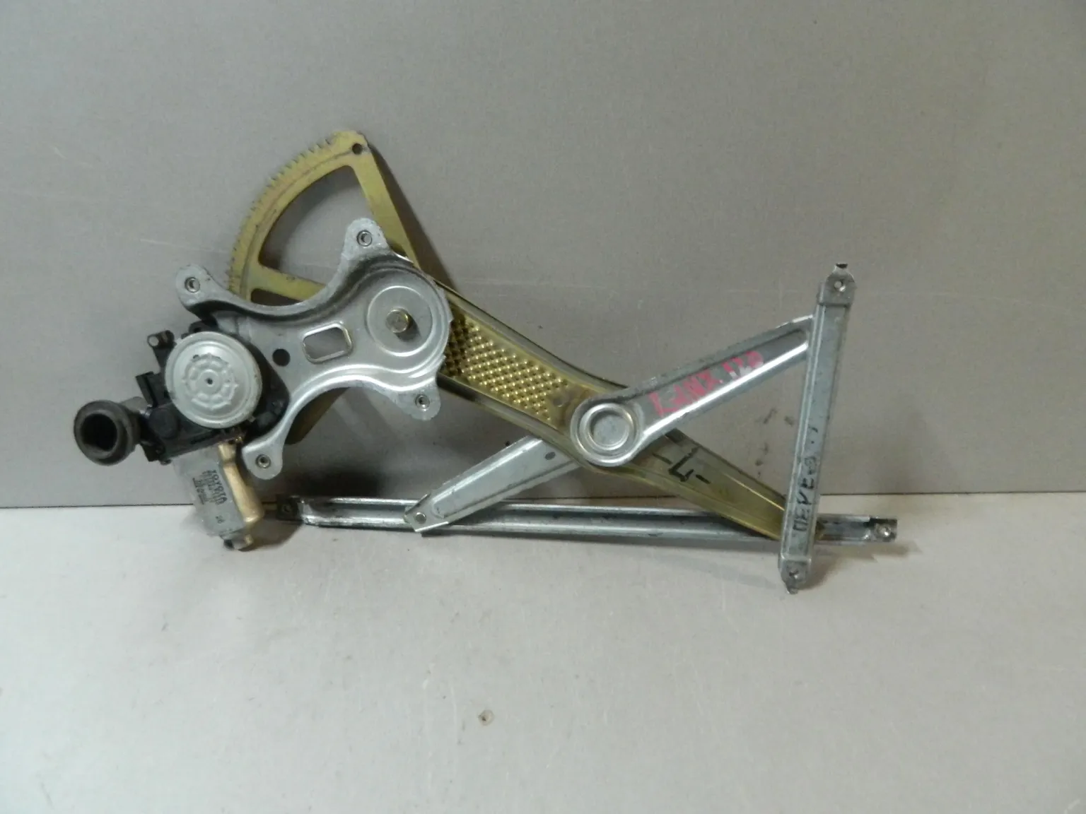 Стеклоподъемник TOYOTA COROLLA RUNX NZE121 Перед Лев (Контрактный) 79591803