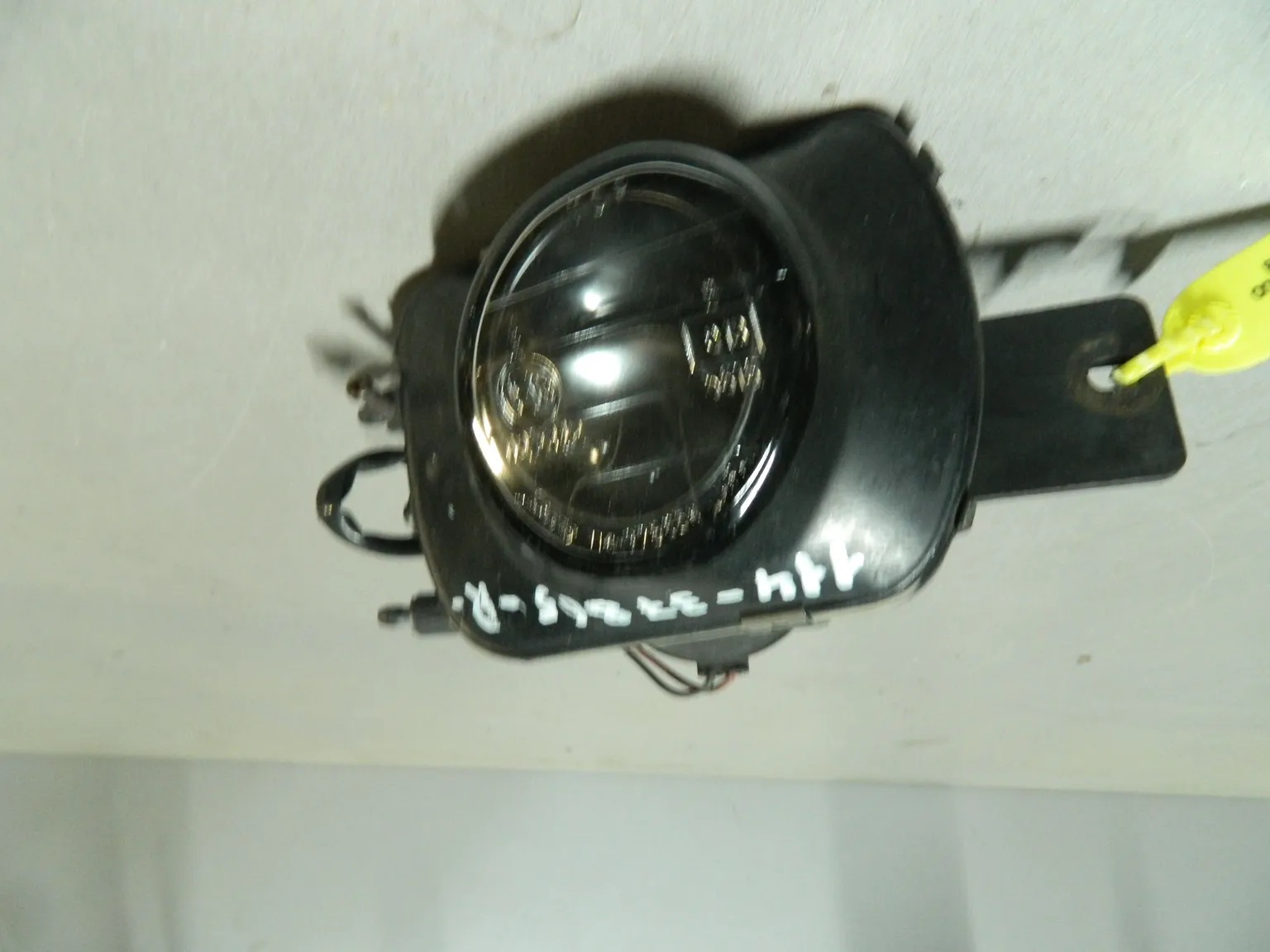 Фара противотуманная MITSUBISHI DIAMANTE F13A Перед Прав (Контрактный) 79768268