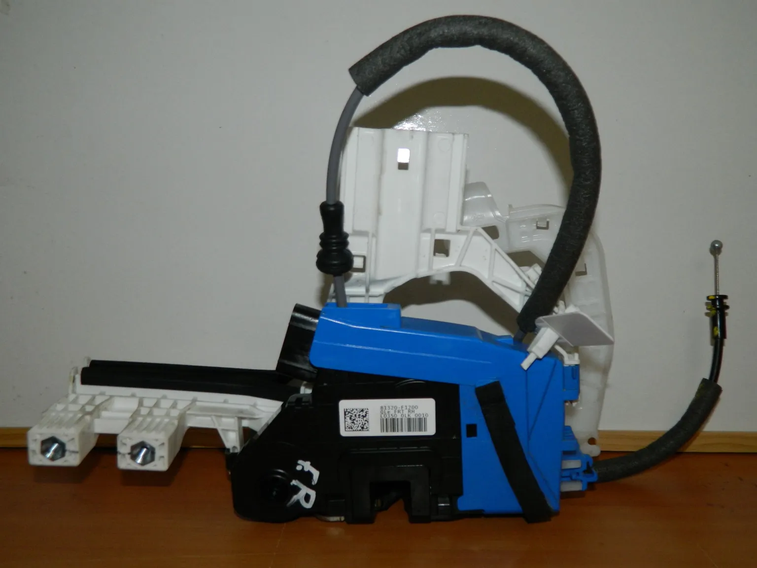 Замок двери  KIA SPORTAGE 4 QL Перед Прав (Б/У) 35020915