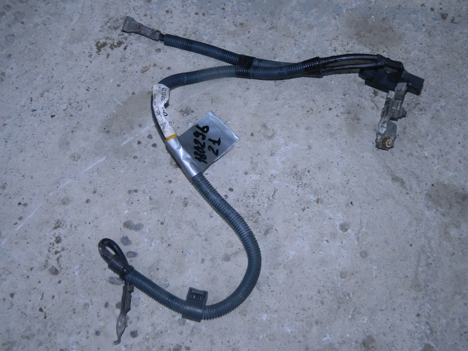 Клемма аккумулятора (-) TOYOTA 2AZFE (Контрактный) 18029621 8212342120