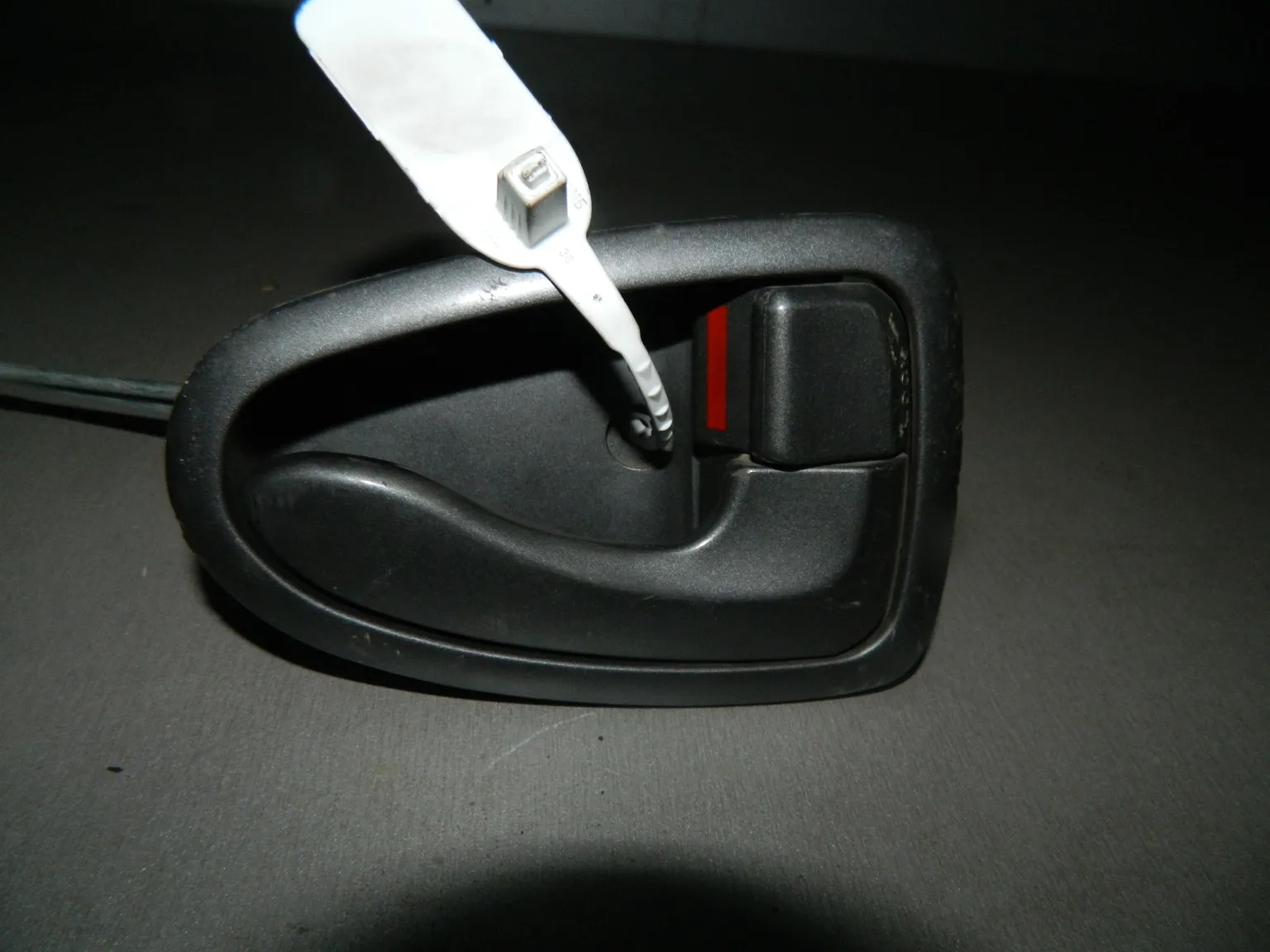 Ручка двери HYUNDAI ACCENT LC Прав (Б/У) 35020013