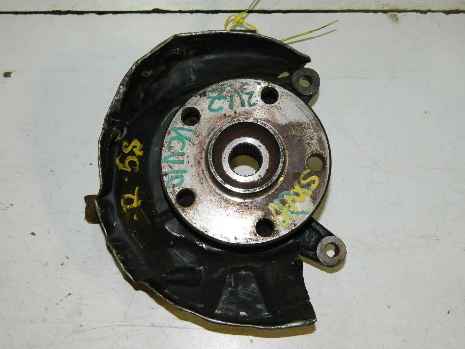 Ступица TOYOTA WINDOM VCV10 Перед Прав (Контрактный) 40951036