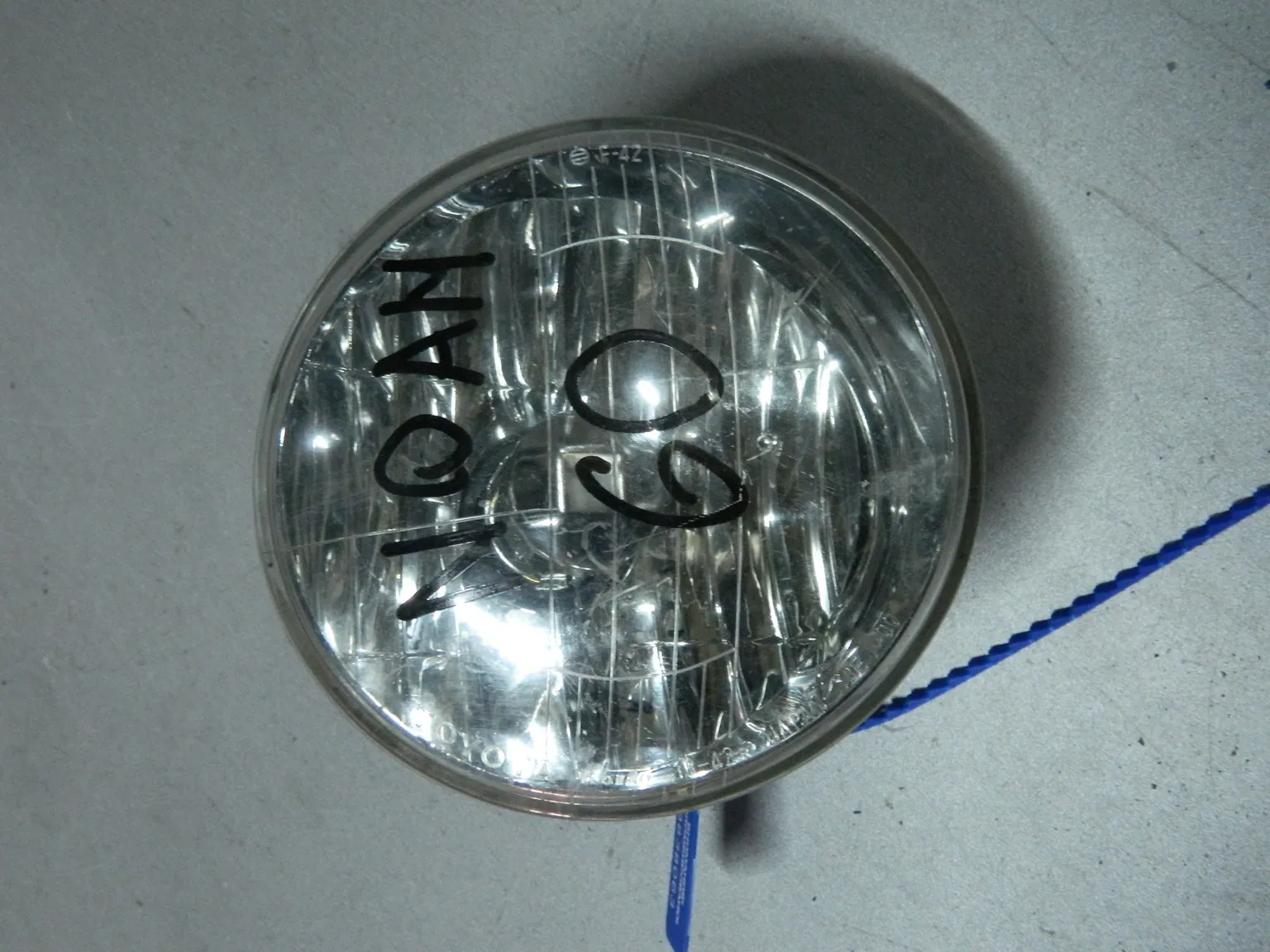 Фара противотуманная TOYOTA VOXY AZR60 Перед Прав 1342 (Контрактный) 69838063