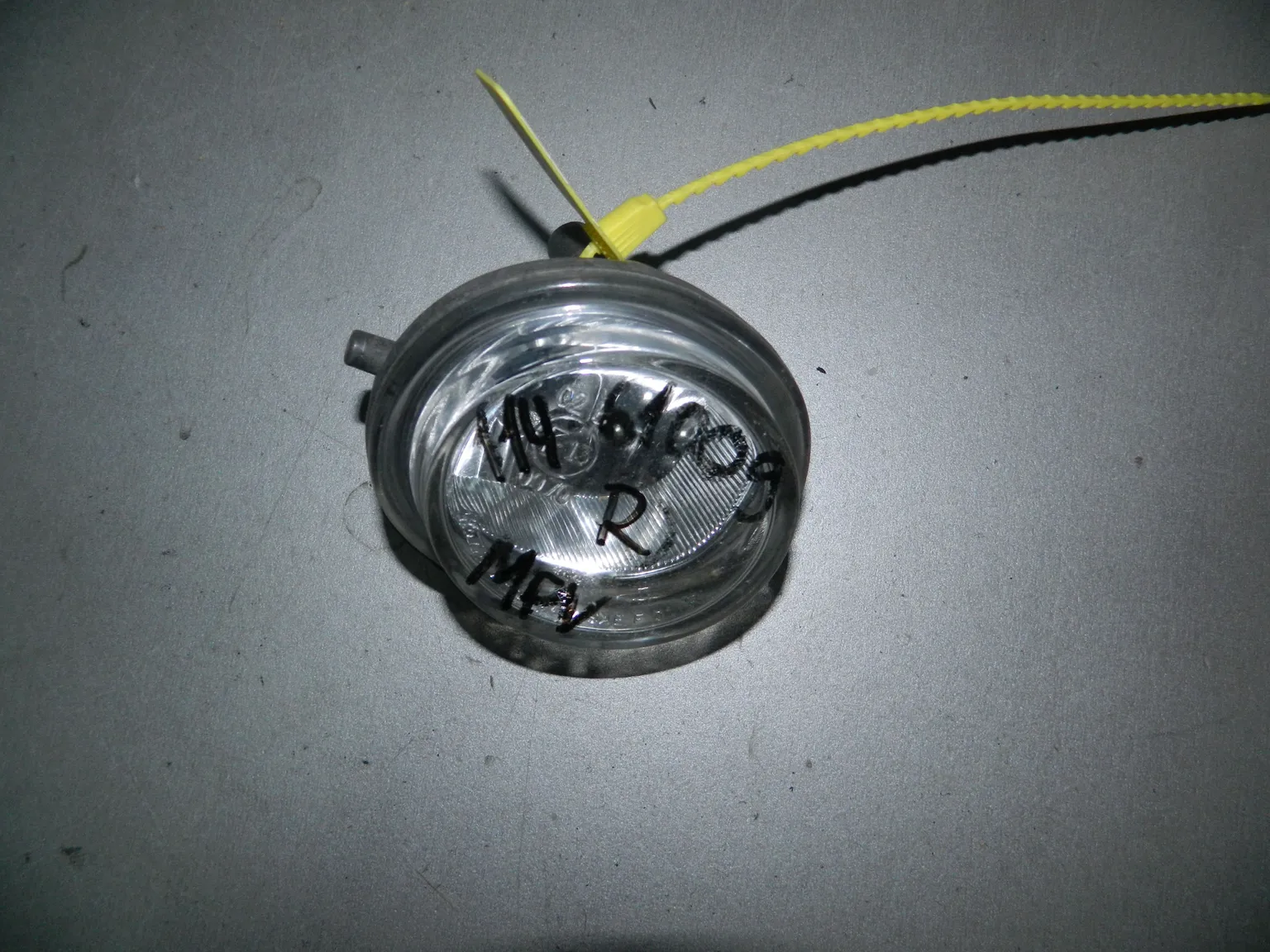 Фара противотуманная MAZDA PREMACY CREW Перед Прав (Контрактный) 79768107