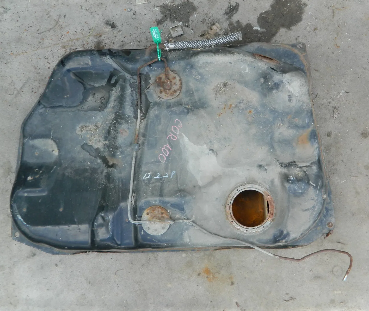 Бак топливный TOYOTA COROLLA AE100 (Контрактный) 81531973