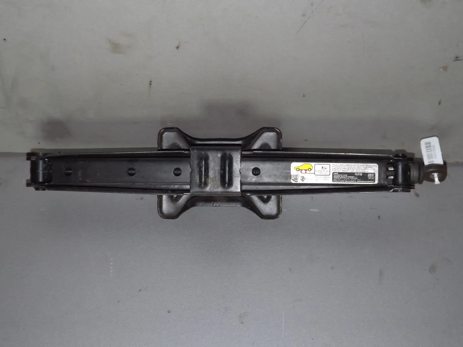 Домкрат HONDA 1350kg (Кoнтрактный) 35017656