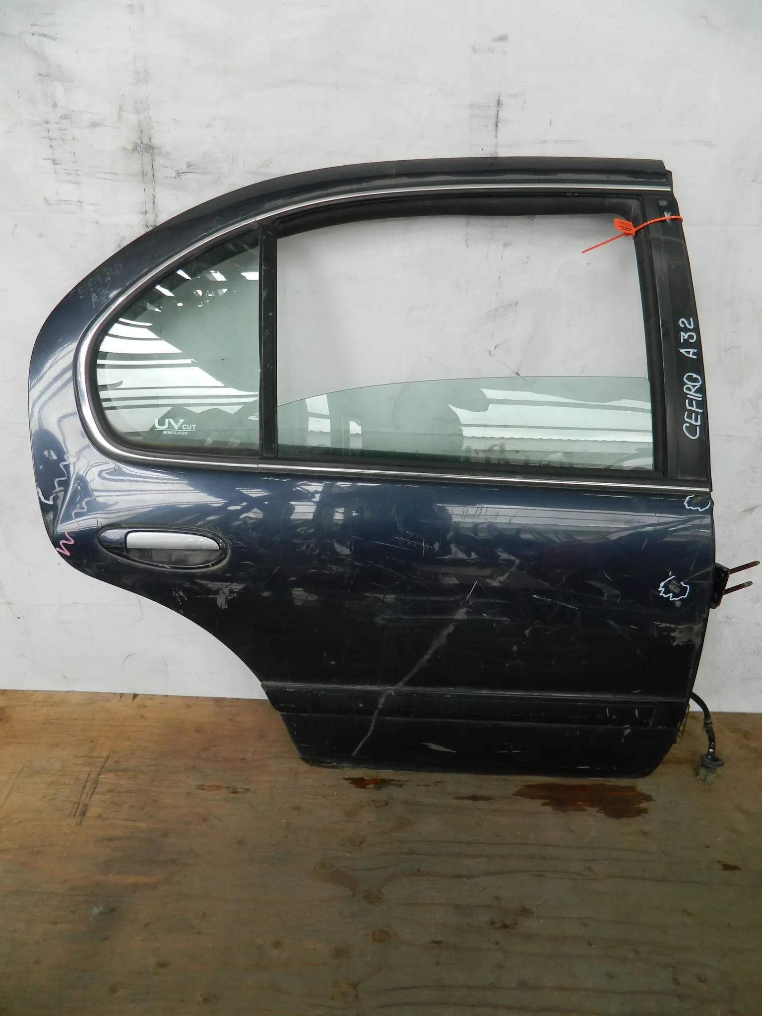 Дверь NISSAN MAXIMA A32 Зад Прав (Контрактный) 72355697