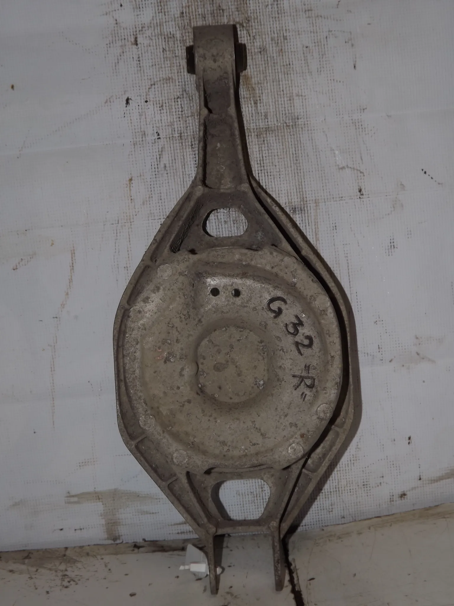 Рычаг подвески NISSAN TEANA J32 Зад Прав Низ (Контрактный) 35023120