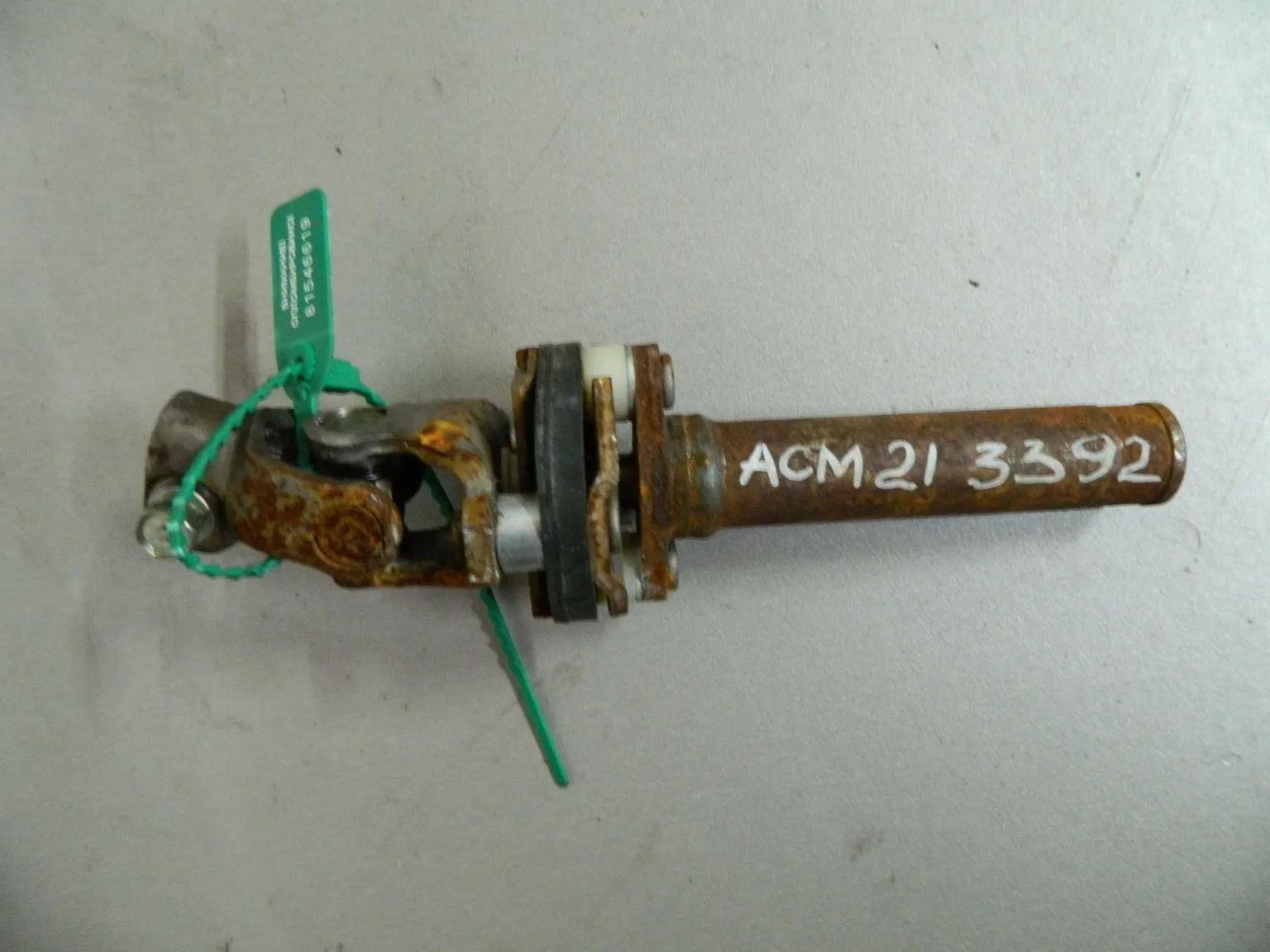 Кардан рулевой TOYOTA IPSUM ACM21 (Контрактный) 81546619